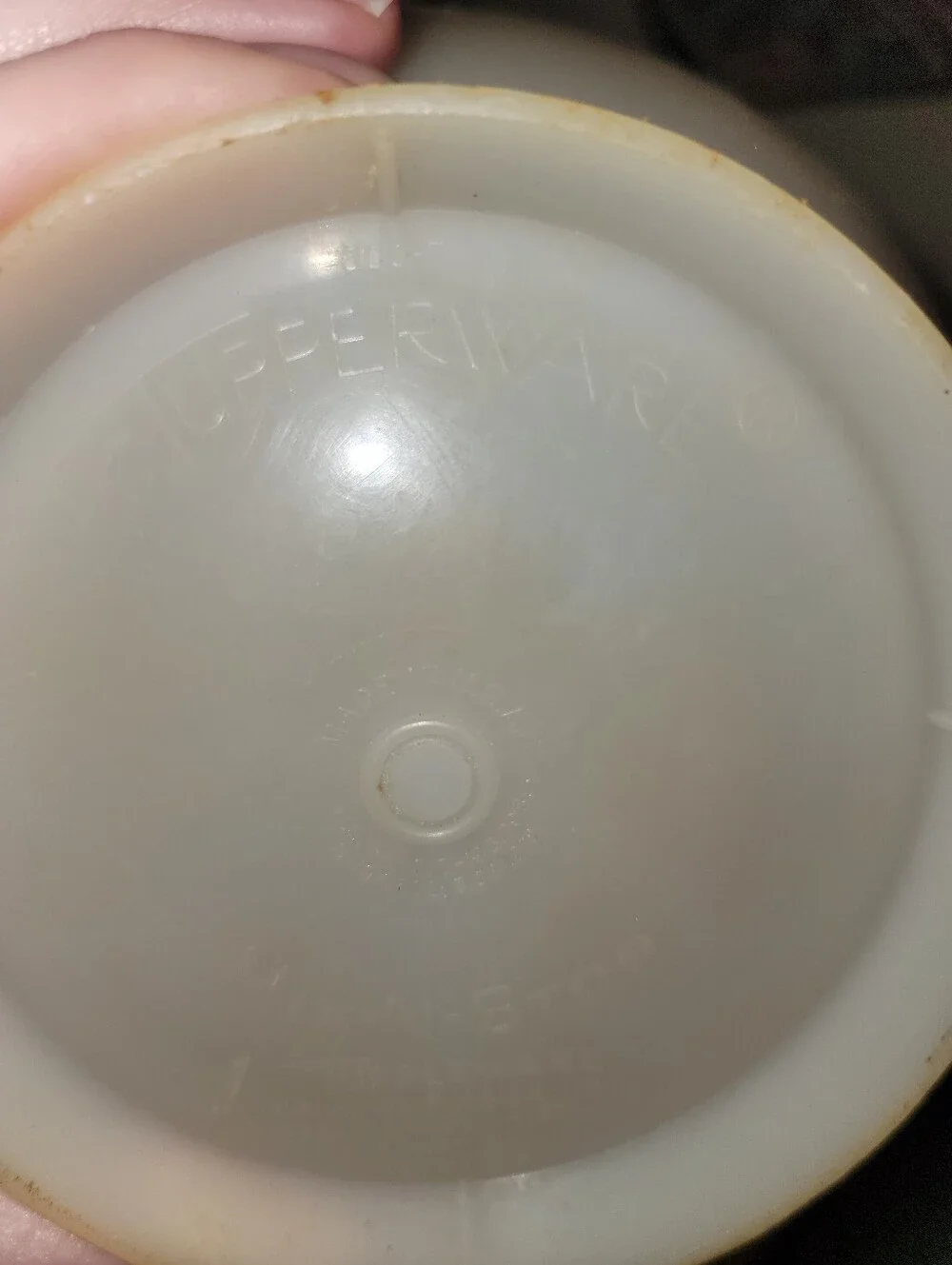 Vintage Tupperware Mix-N-Stor 2 Qt Measuring Cup- Mixing Bowl with Lid 1970s